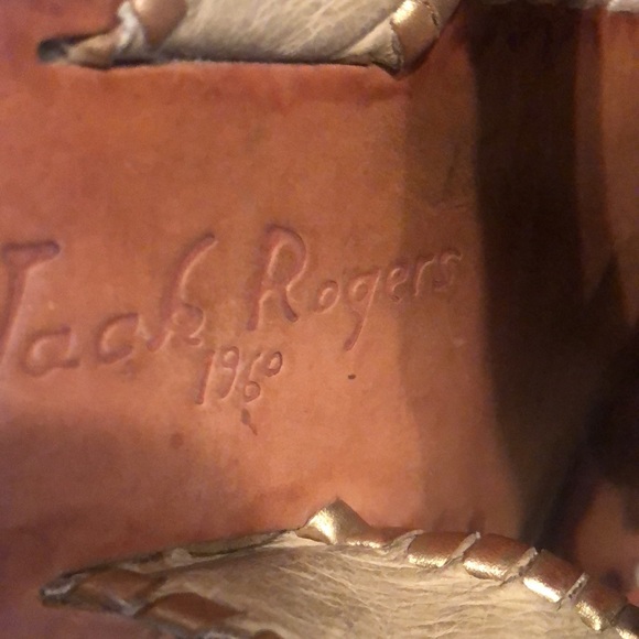 Jack Rogers Gold Glitter Sparkle Classic Sandals - Picture 4 of 7